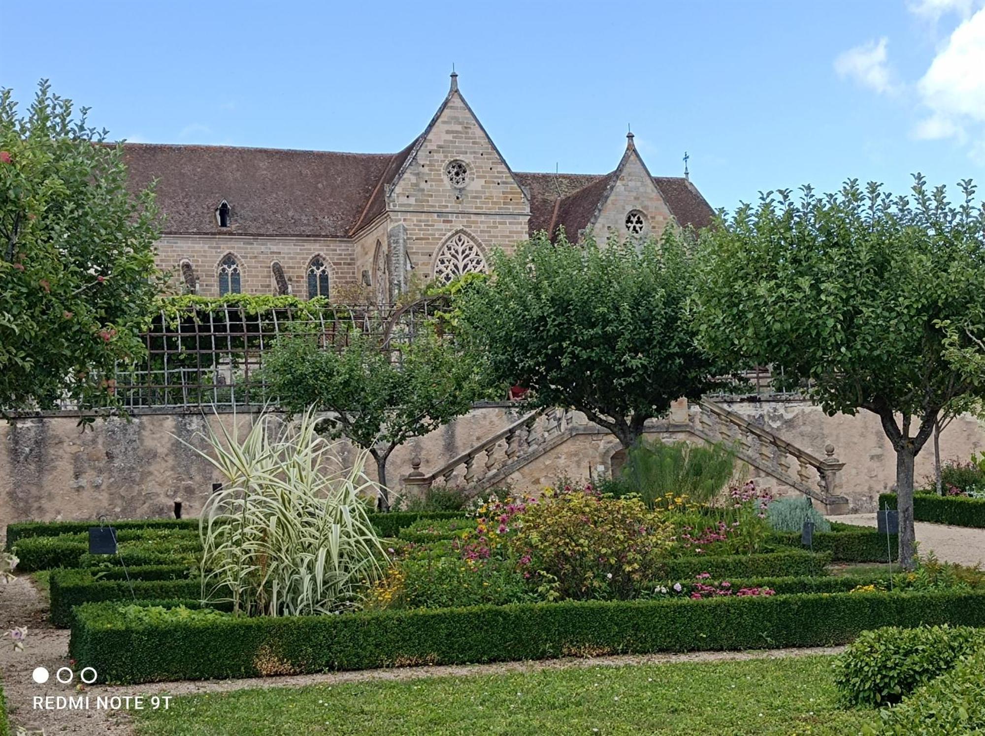 La Halte Du Clos Souvigny Екстериор снимка
